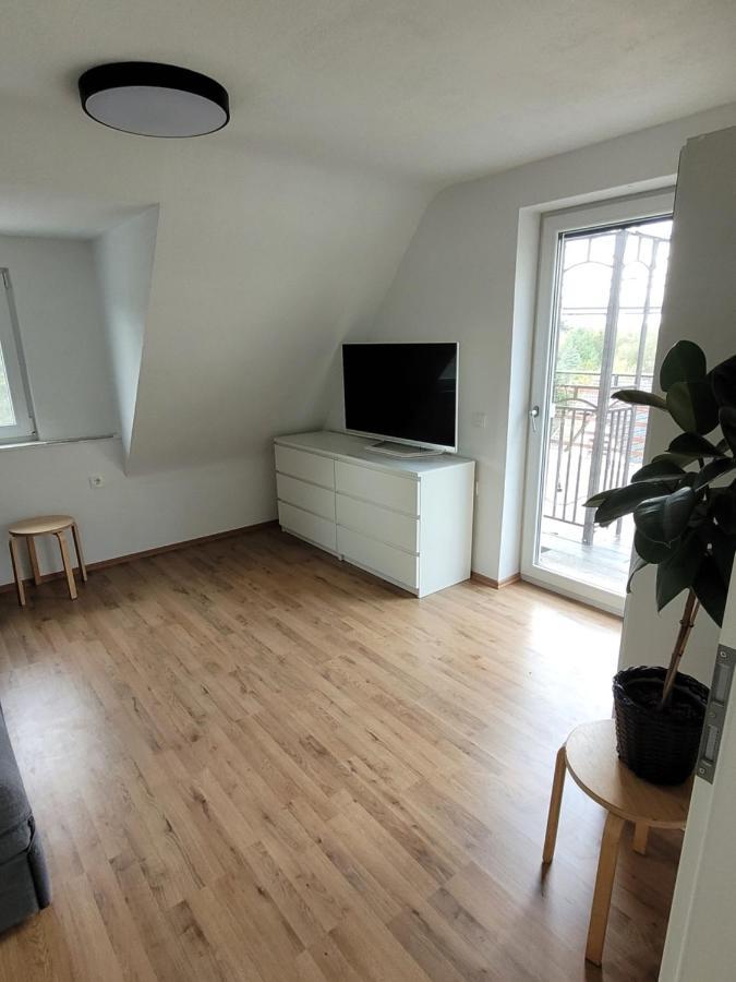 Apartment Ferienwohnung Steigwaldweg Wurzburg Bagian luar foto