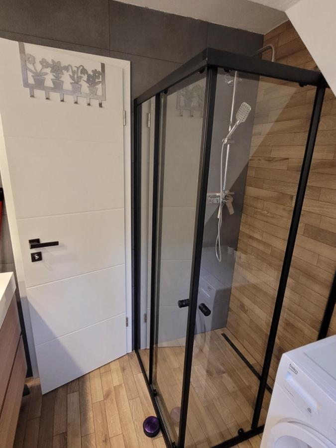 Apartment Ferienwohnung Steigwaldweg Wurzburg Bagian luar foto